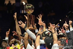 关于多伦多猛龙清晨远射贴柱，志在欧超杯名次提升，信心回归，更衣室氛围转暖的信息