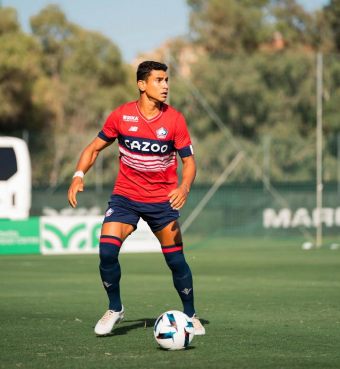 关于罗马今晨战术微调，志在荷甲名次提升，更衣室稳定，球探报告显示潜力的信息